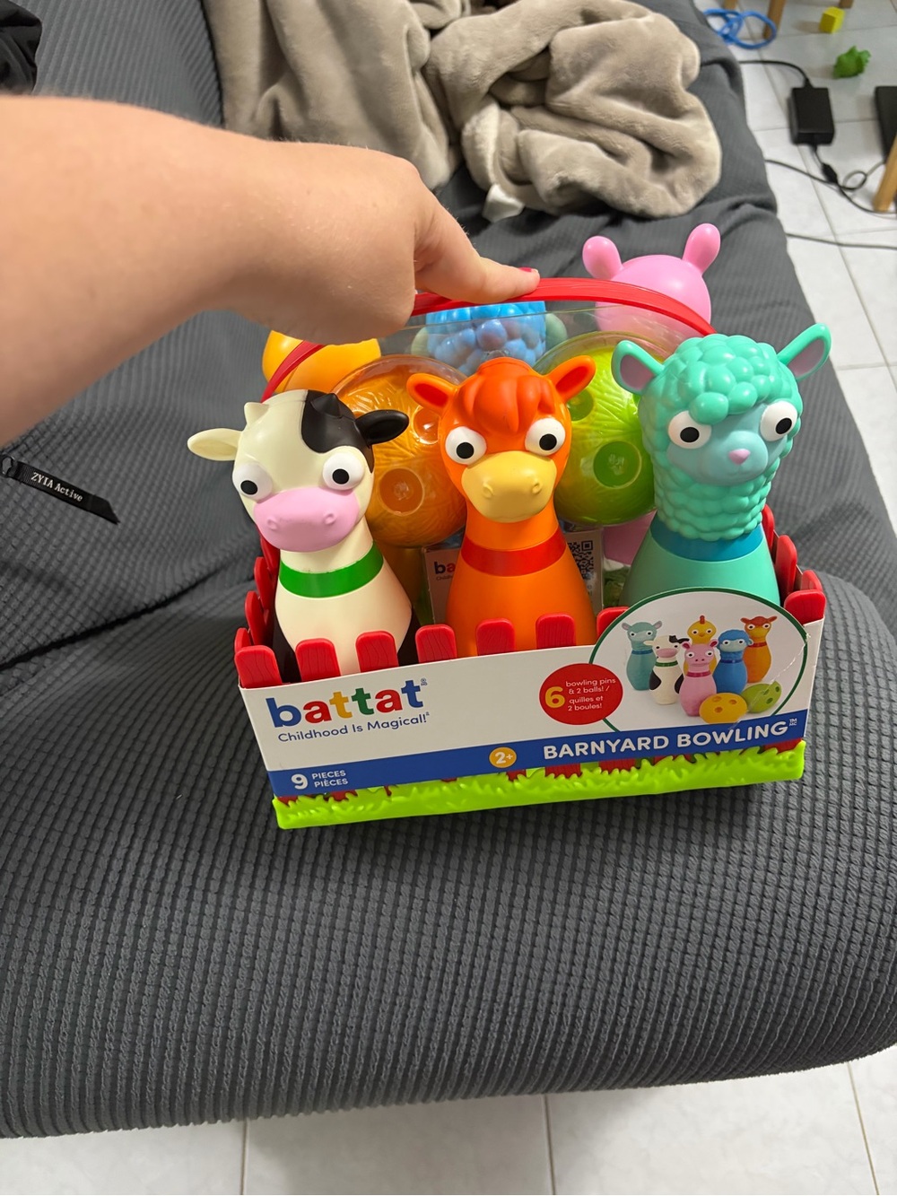 Battat Barnyard Bowling Kids Toy - Colorful Animal Pins-BNIB